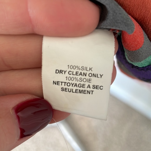 Trina Turk Printed Silk Blouse - Picture 5 of 6